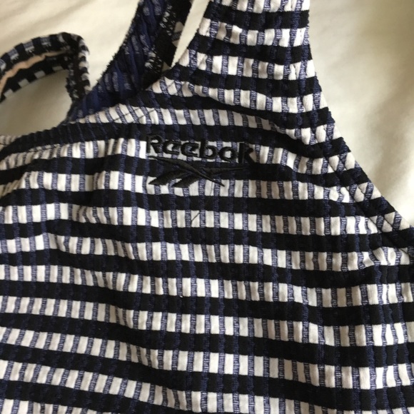 Reebok sports bra - Picture 3 of 5